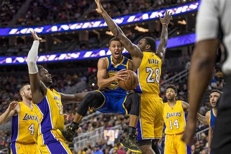 lakers vs warriors final score|Lakers 122.